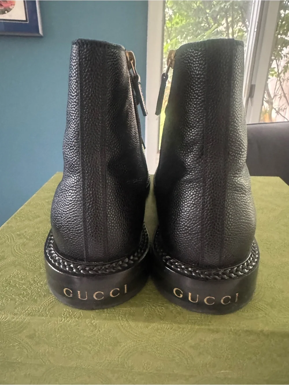 Gucci Black Leather Lace-Up Men's Ankle Boots